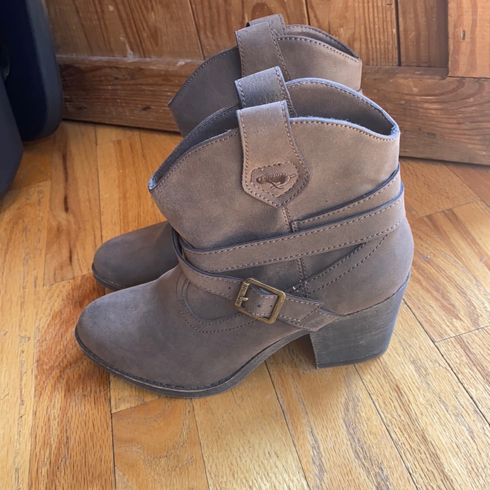 Worn once!